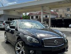 Nissan fuga