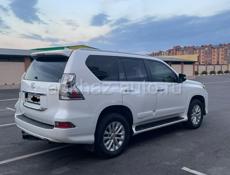 Lexus GX