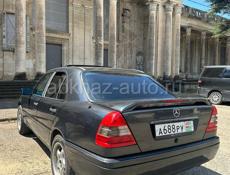 Mercedes-Benz C-Класс