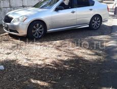 Nissan fuga