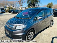 Honda FR-V
