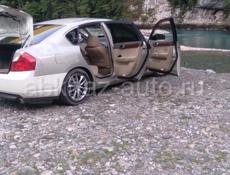 Nissan fuga