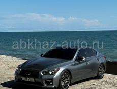 Infiniti Q30