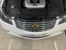 Nissan fuga