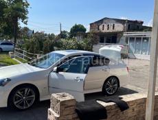 Nissan fuga