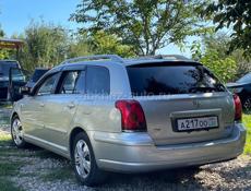 Toyota Avensis Verso