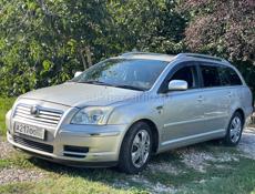 Toyota Avensis Verso