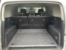 Toyota Avensis Verso