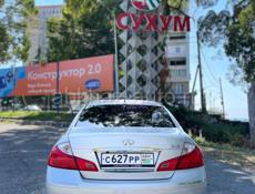 Infiniti M35