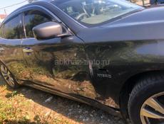 Nissan fuga