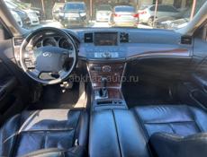 Infiniti M35