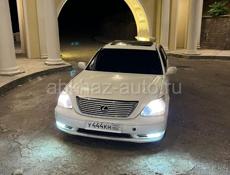 Lexus LS