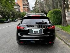 Infiniti FX