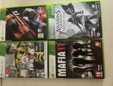 Продаю Xbox 360 S + игры