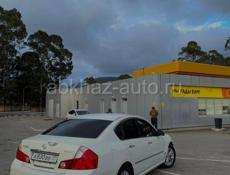 Nissan fuga