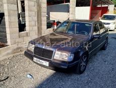 Mercedes-Benz 124
