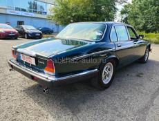 Jaguar XJ6