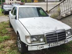 Mercedes-Benz 124
