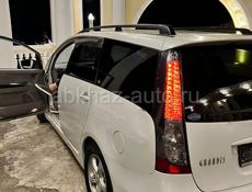 Mitsubishi Grandis