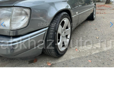 Mercedes-Benz 124