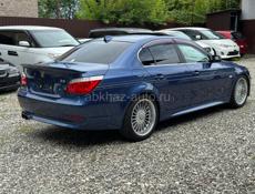 BMW Alpina B10