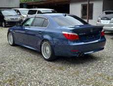 BMW Alpina B10