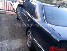 Mercedes-Benz 200-Series
