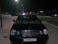 Mercedes-Benz 200-Series