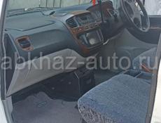 Mitsubishi L 400