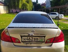 Nissan fuga
