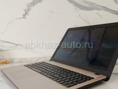 Ноутбук ASUS 
