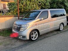 Nissan Elgrand