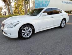 Infiniti M35