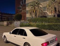 Mercedes-Benz E-Класс