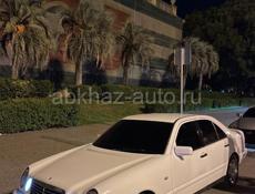 Mercedes-Benz E-Класс