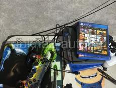 PS 4 