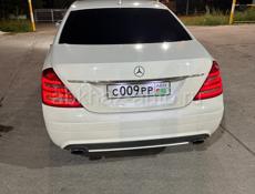 Mercedes-Benz S-Класс