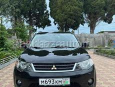 Mitsubishi Outlander XL