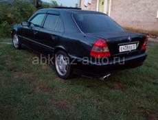 Mercedes-Benz C-Класс