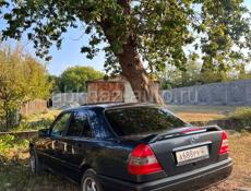 Mercedes-Benz C-Класс
