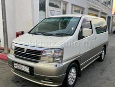 Nissan Elgrand