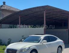Infiniti M35