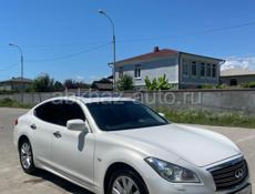 Infiniti M35