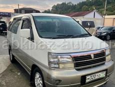 Nissan Elgrand