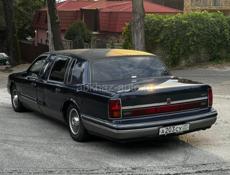 Lincoln Town Car