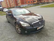 Nissan fuga