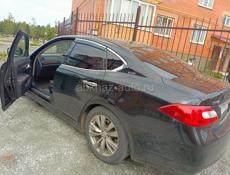 Nissan fuga