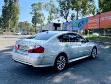 Infiniti M35