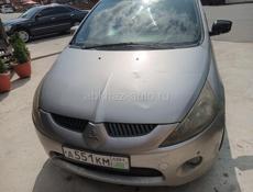 Mitsubishi Grandis