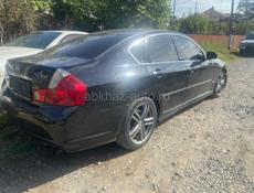 Nissan fuga